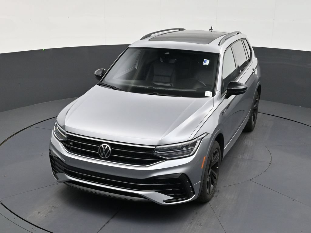 Used 2023 Volkswagen Tiguan SE R-Line FWD image 19