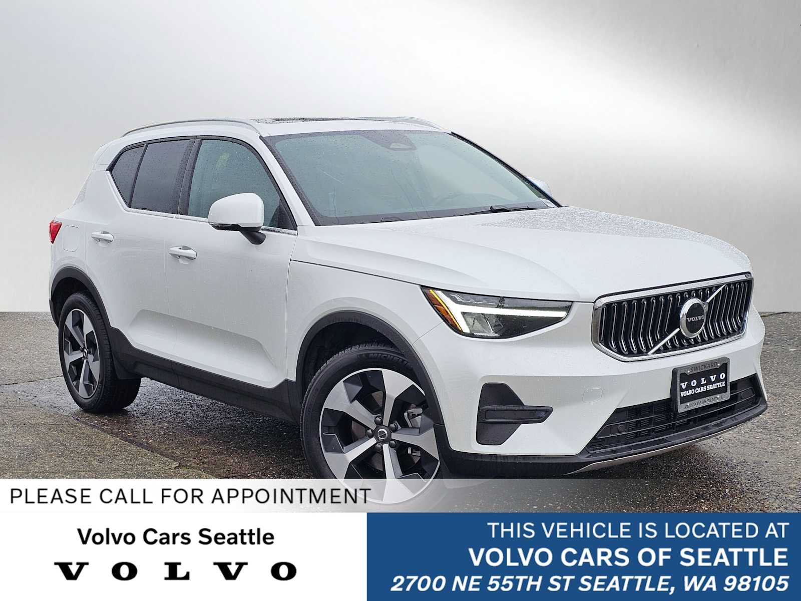 Certified 2025 Volvo XC40 B5 Core w/ Protection Package Premier AWD/4WD image 1