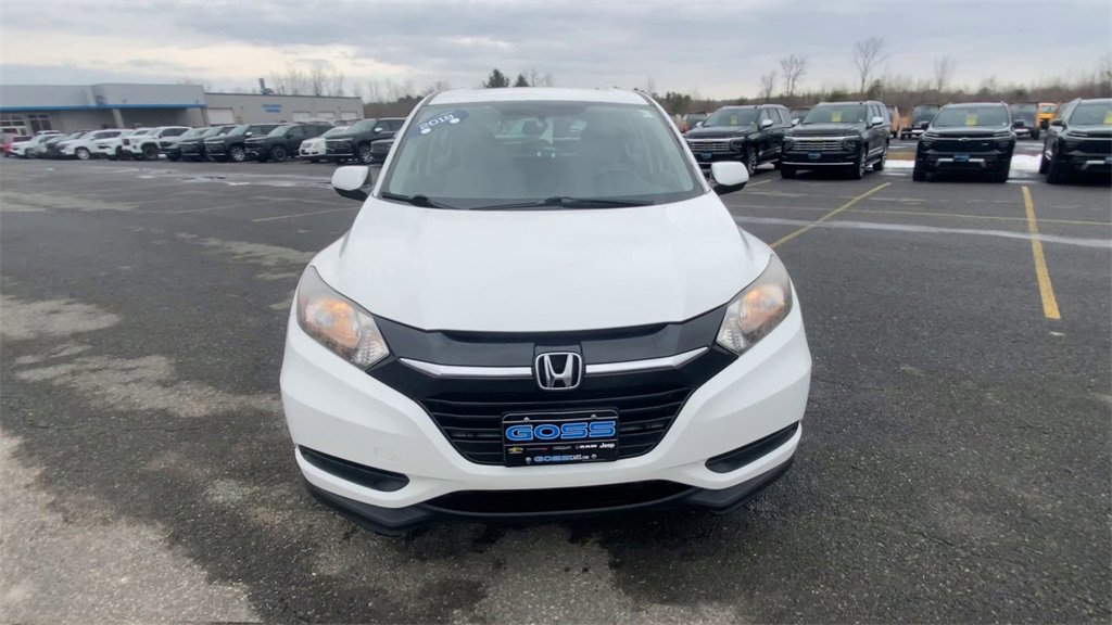 Used 2018 Honda HR-V LX image 3