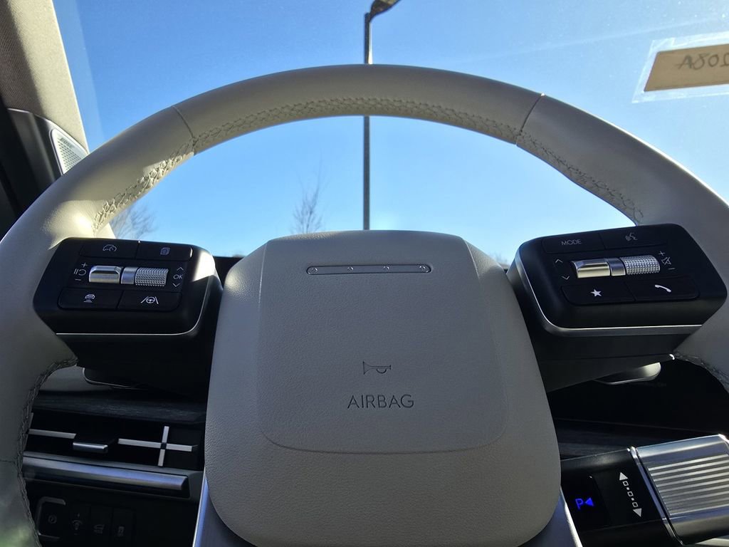 Used 2024 Hyundai Santa Fe Limited image 28