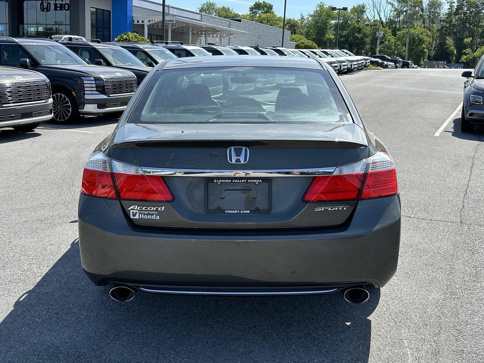 Used 2013 Honda Accord Sport image 7