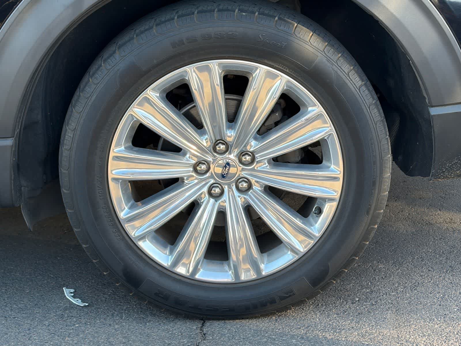 Used 2020 Ford Explorer Limited AWD/4WD image 5