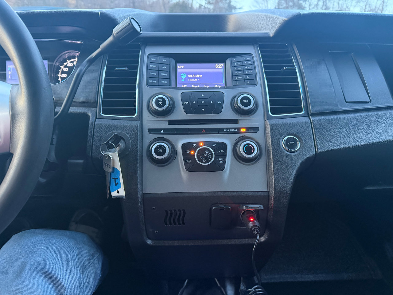 Used 2017 Ford Taurus Police Interceptor AWD image 13