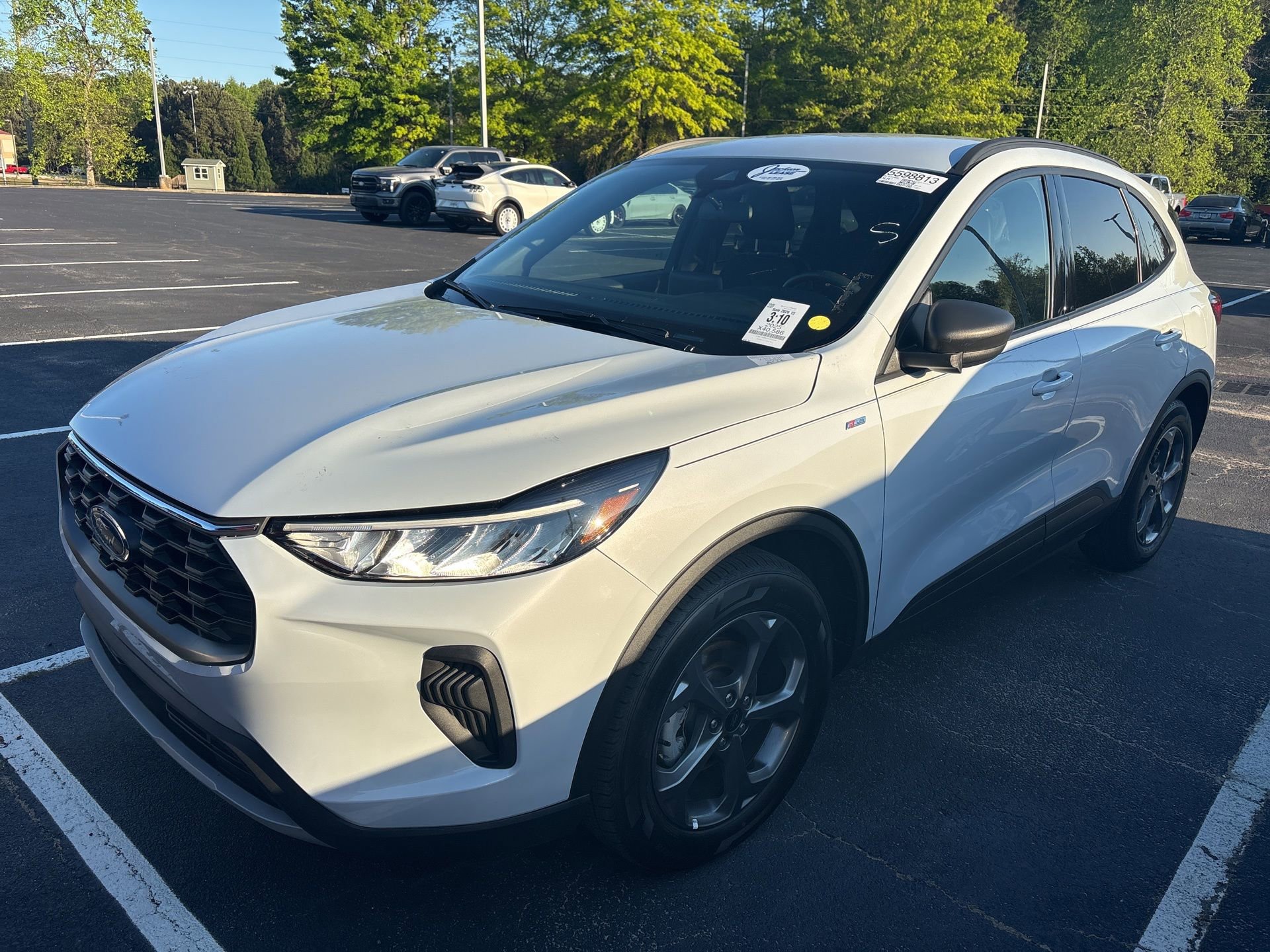 Used 2025 Ford Escape ST-Line image 1