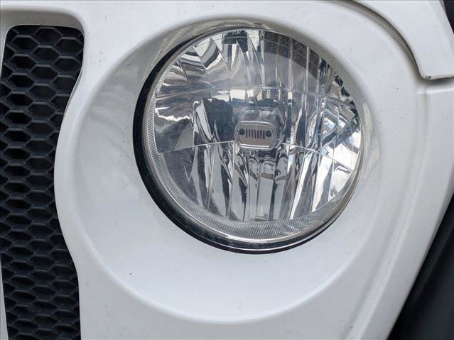 Used 2019 Jeep Wrangler Sport image 9