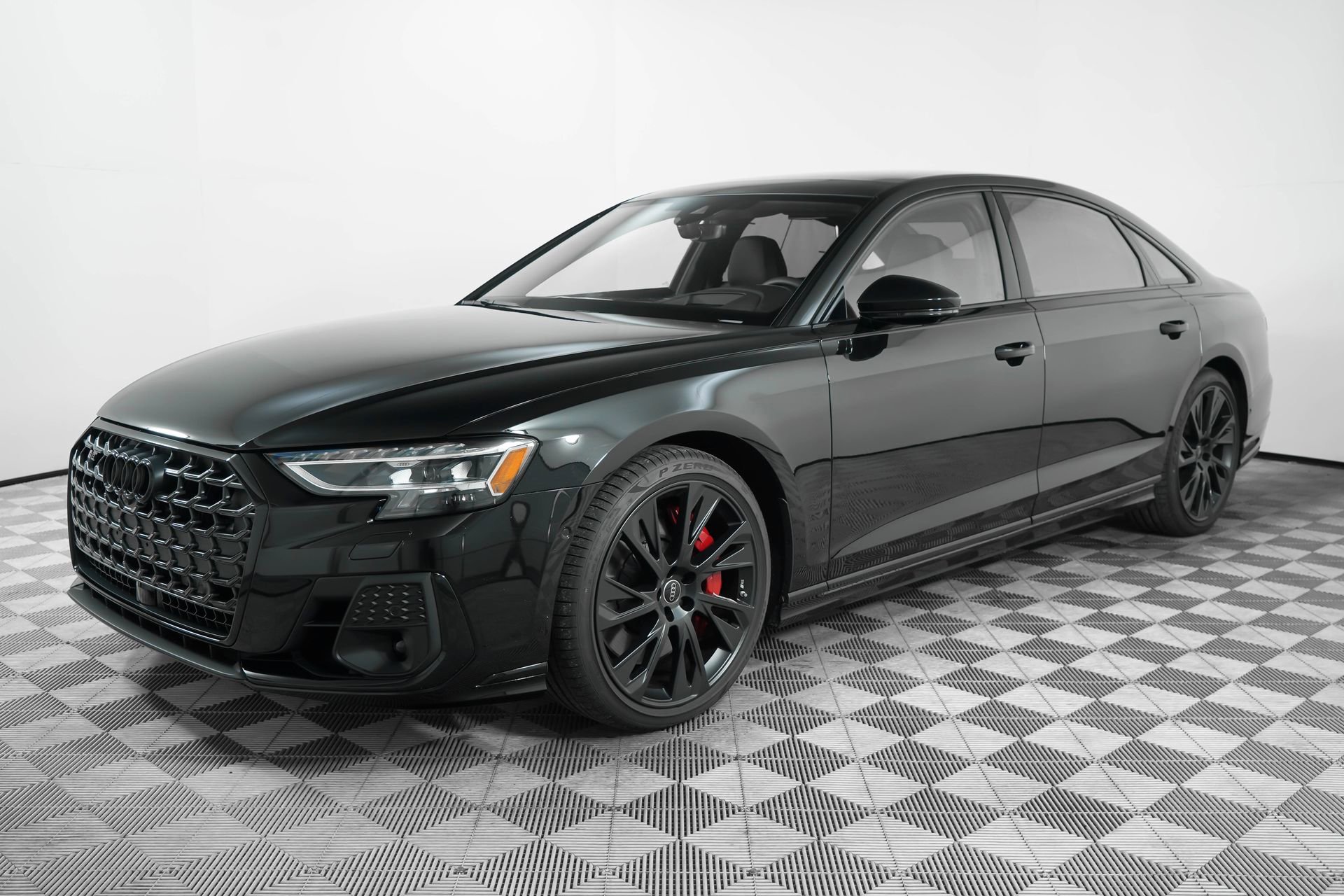New 2025 Audi S8 image 4