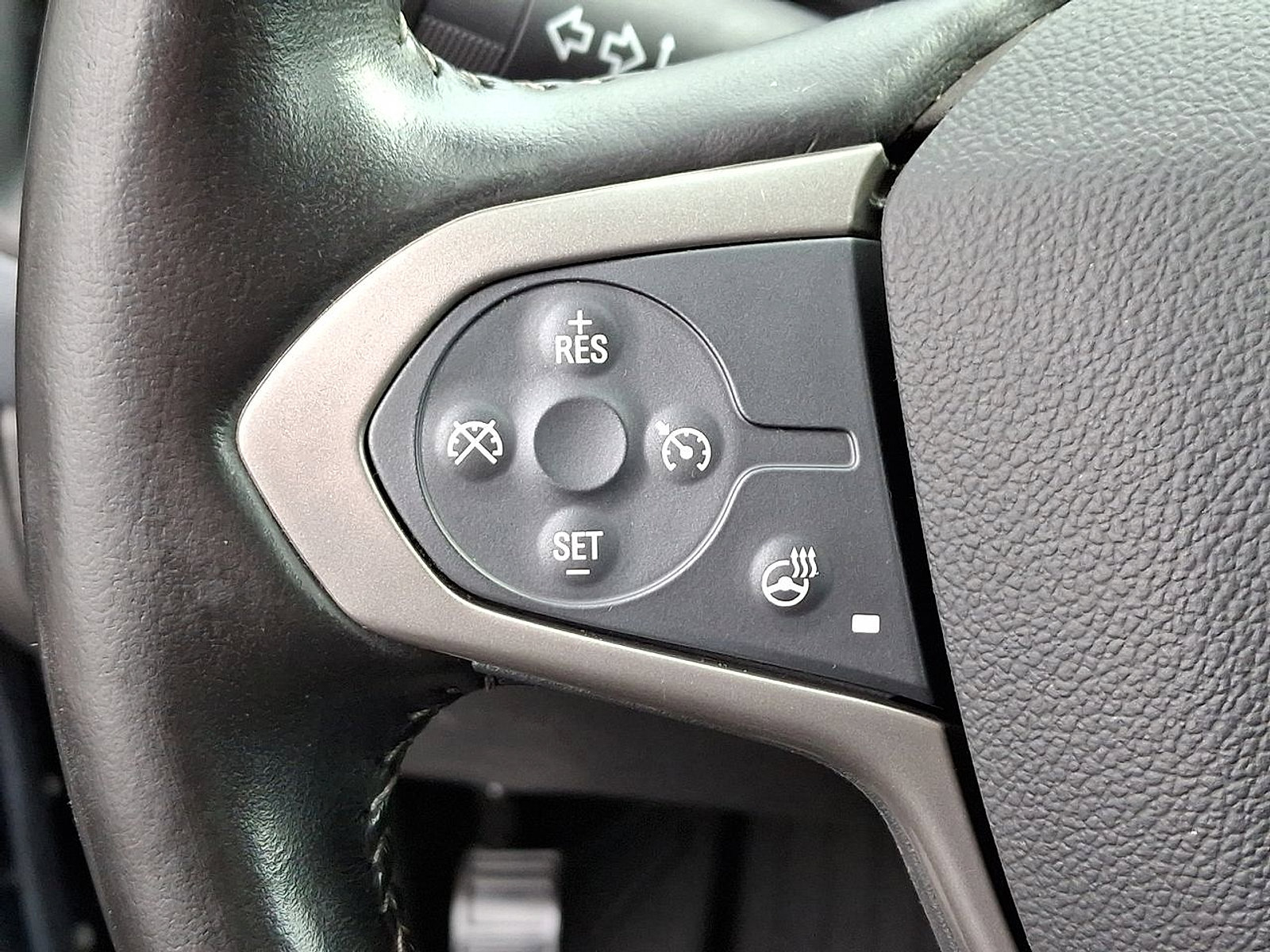Certified 2020 Chevrolet Colorado Z71 AWD/4WD image 17
