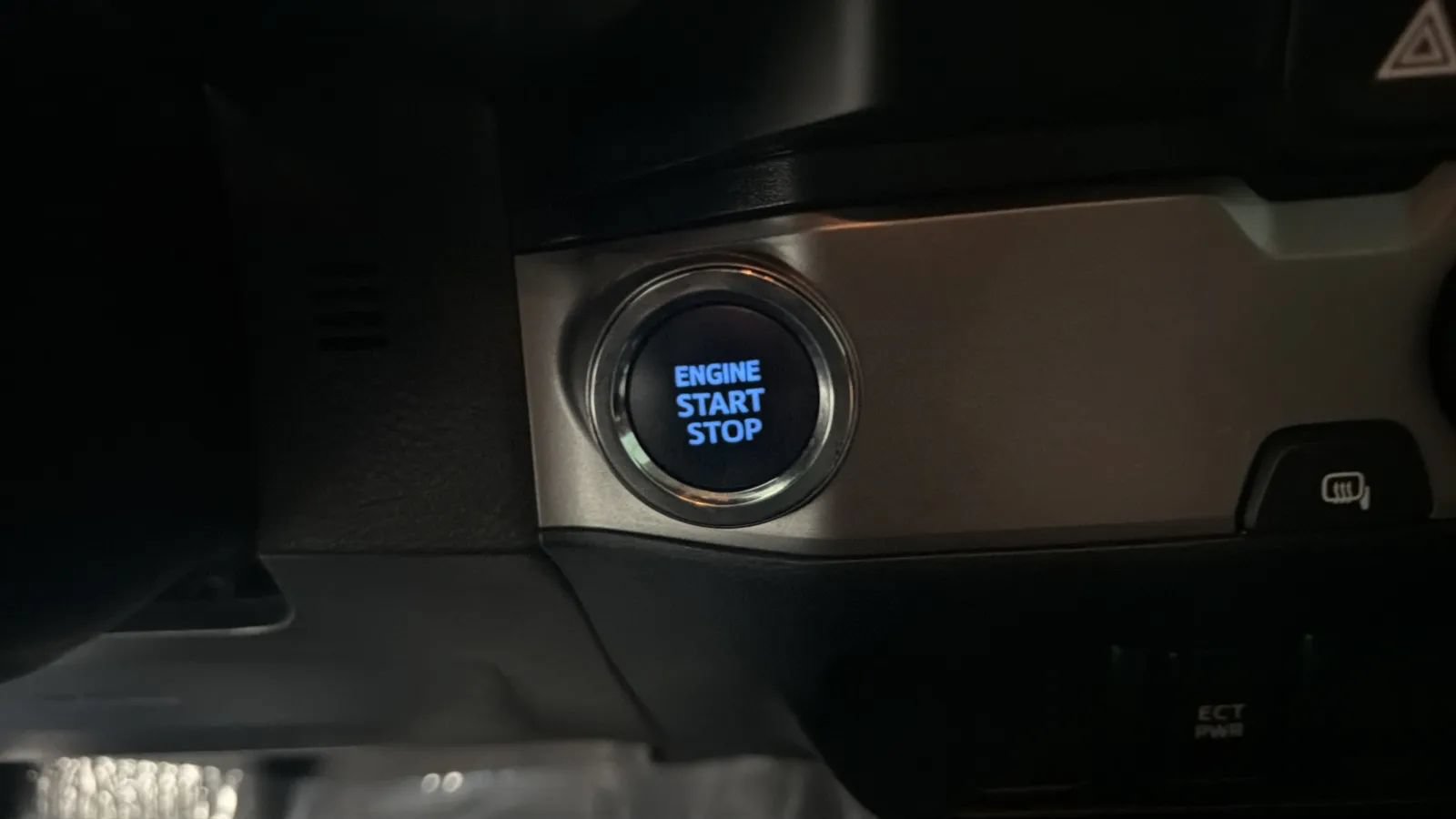 Used 2023 Toyota Tacoma SR5 RWD image 15