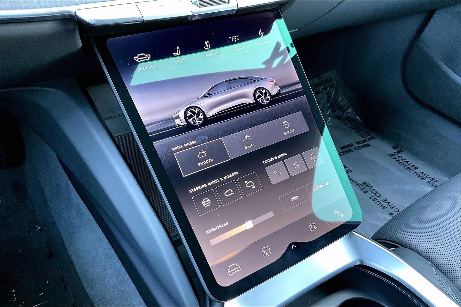 Used 2024 Lucid Air Touring AWD/4WD image 32
