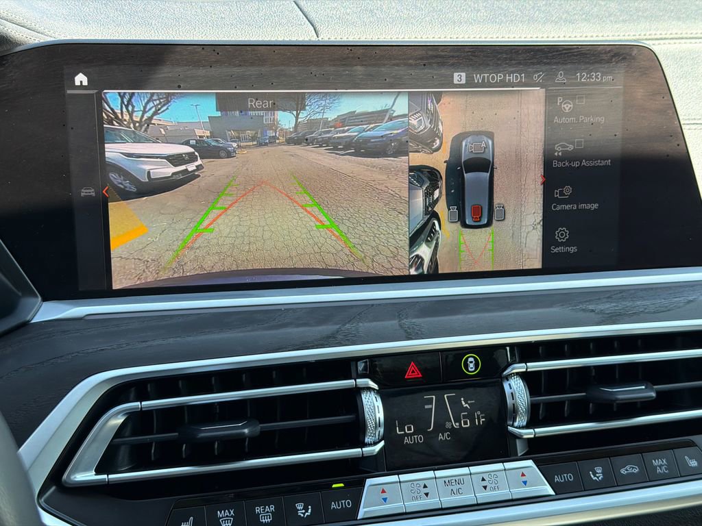 Used 2022 BMW X7 xDrive40i w/ Premium Package image 32