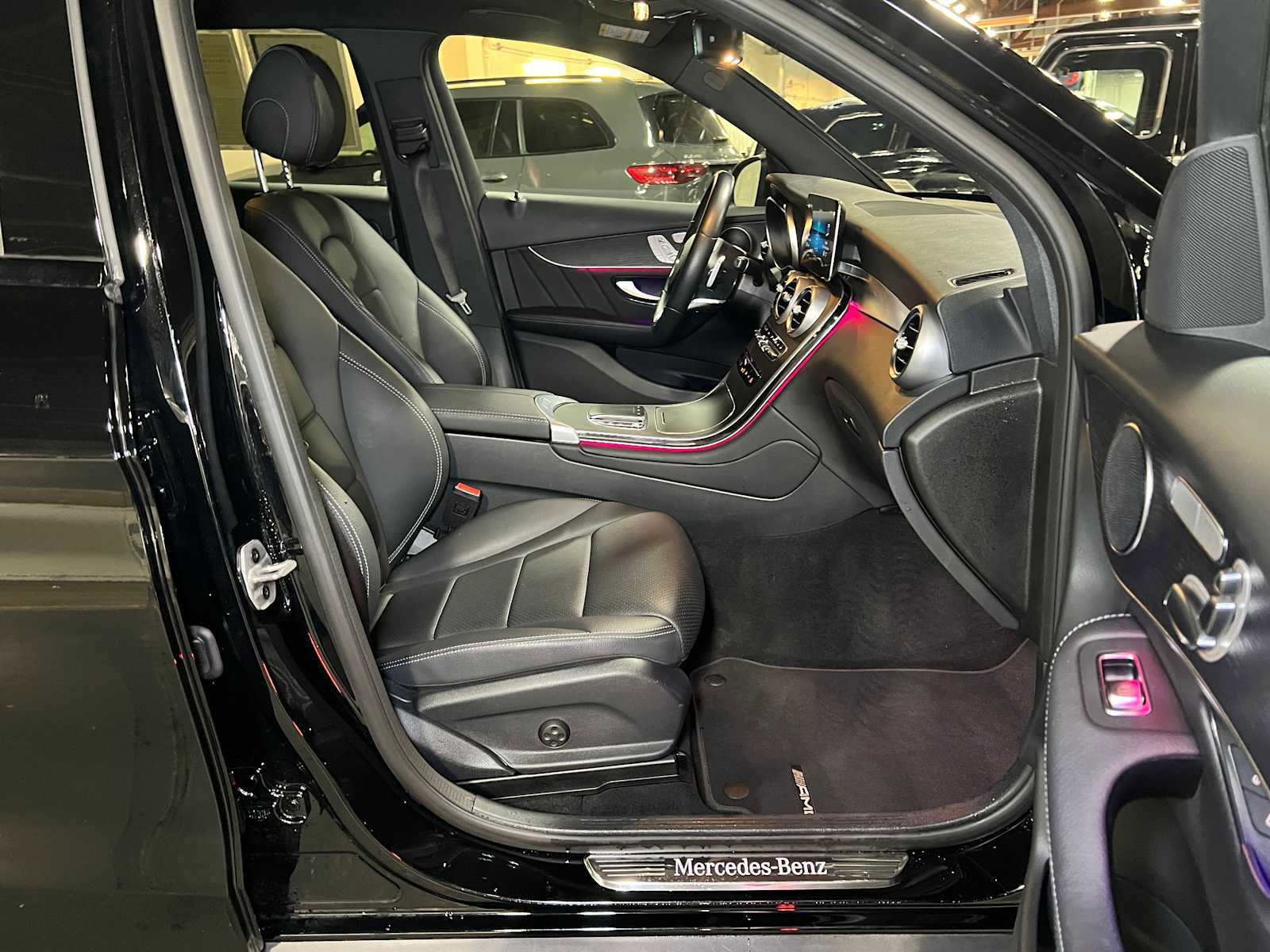 Used 2022 Mercedes-Benz GLC 300 4MATIC image 12