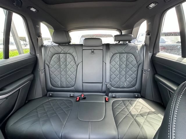 Used 2026 BMW X5 xDrive40i AWD/4WD image 34