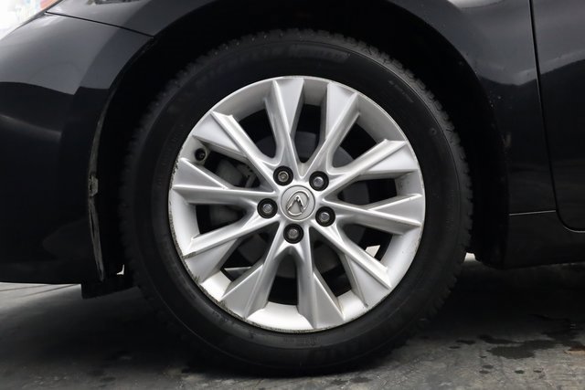 Used 2014 Lexus ES 300h w/ Luxury Package w/Bamboo Trim image 8