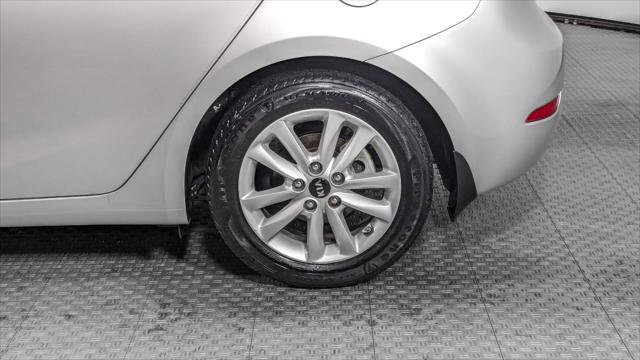 Used 2017 Kia Forte LX w/ LX Popular Plus Package FWD image 27