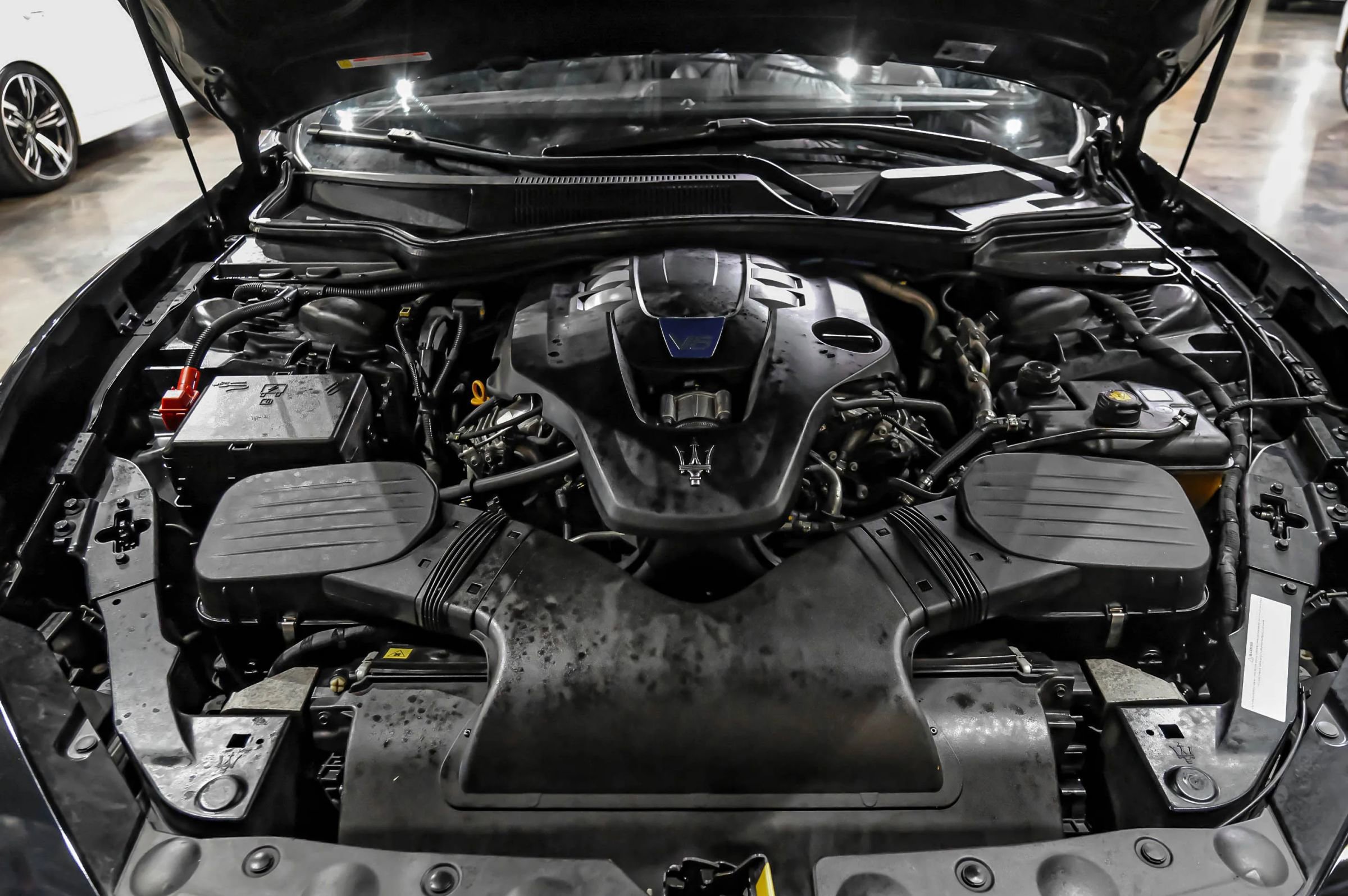 Used 2019 Maserati Ghibli S GranLusso AWD/4WD image 58