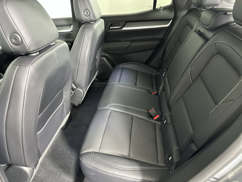 Used 2026 GMC Terrain Elevation w/ Elevation Premium Package AWD/4WD image 26
