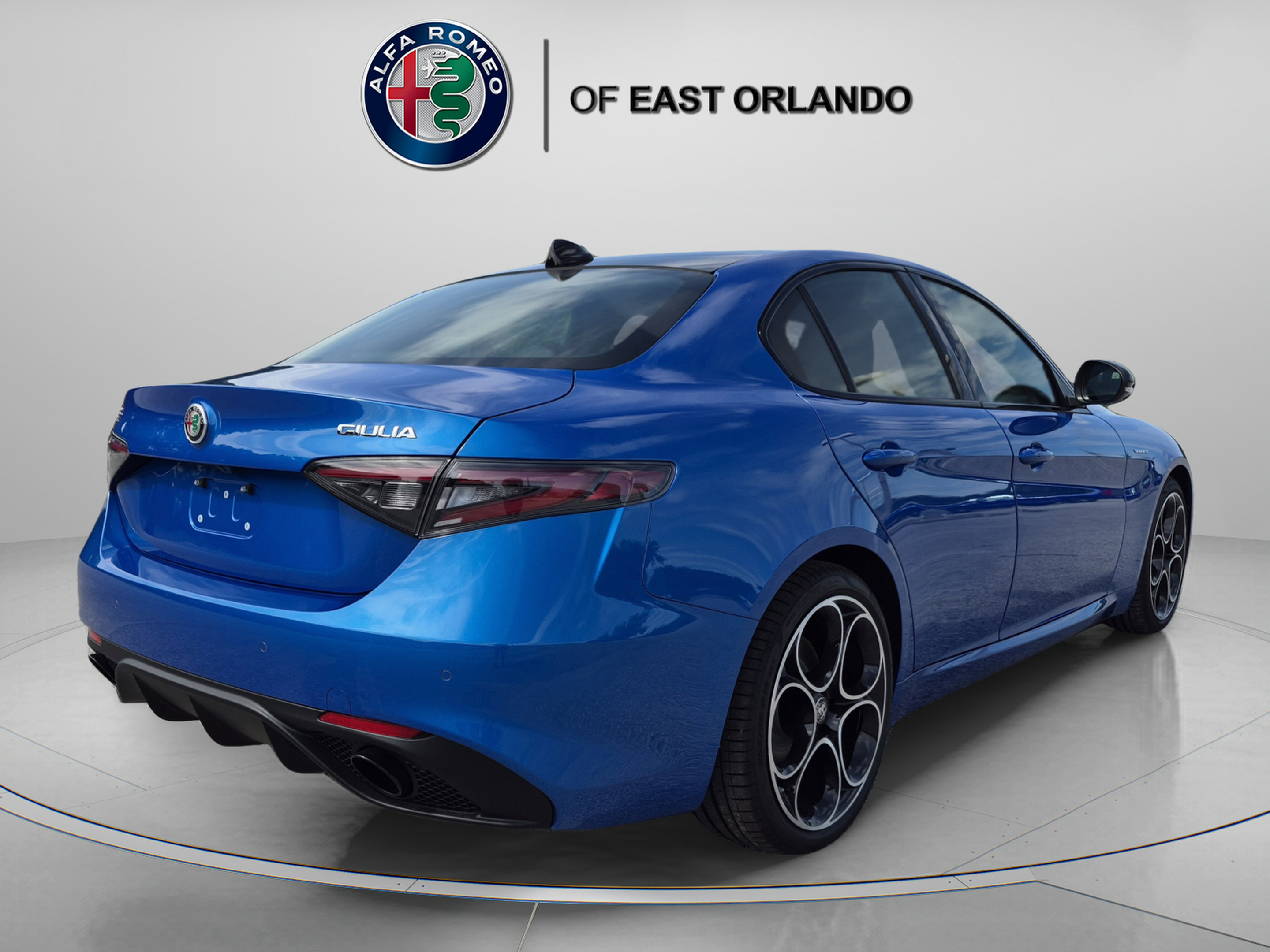New 2026 Alfa Romeo Giulia w/ Driving Assist Package RWD image 6