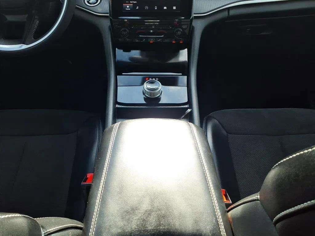 Used 2024 Jeep Grand Cherokee Altitude image 11