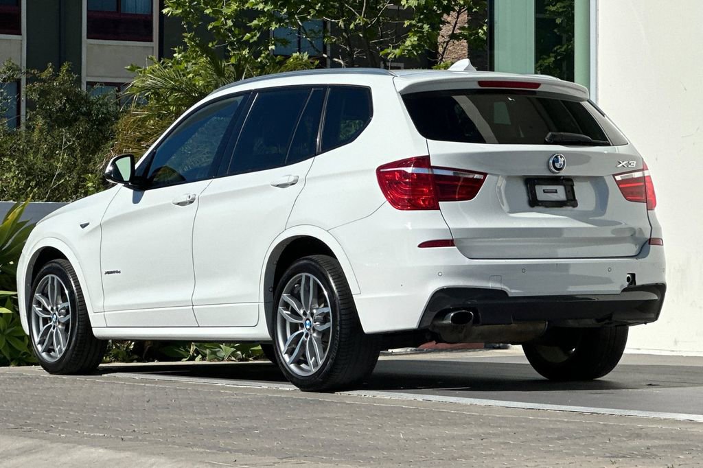 Used 2015 BMW X3 xDrive28d image 5
