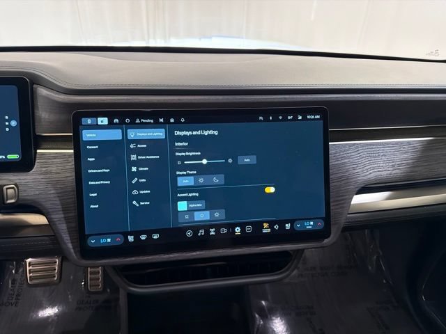 Used 2023 Rivian R1T Adventure Dual AWD/4WD image 18