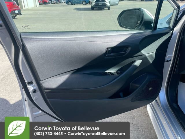 Used 2025 Toyota Corolla LE image 26