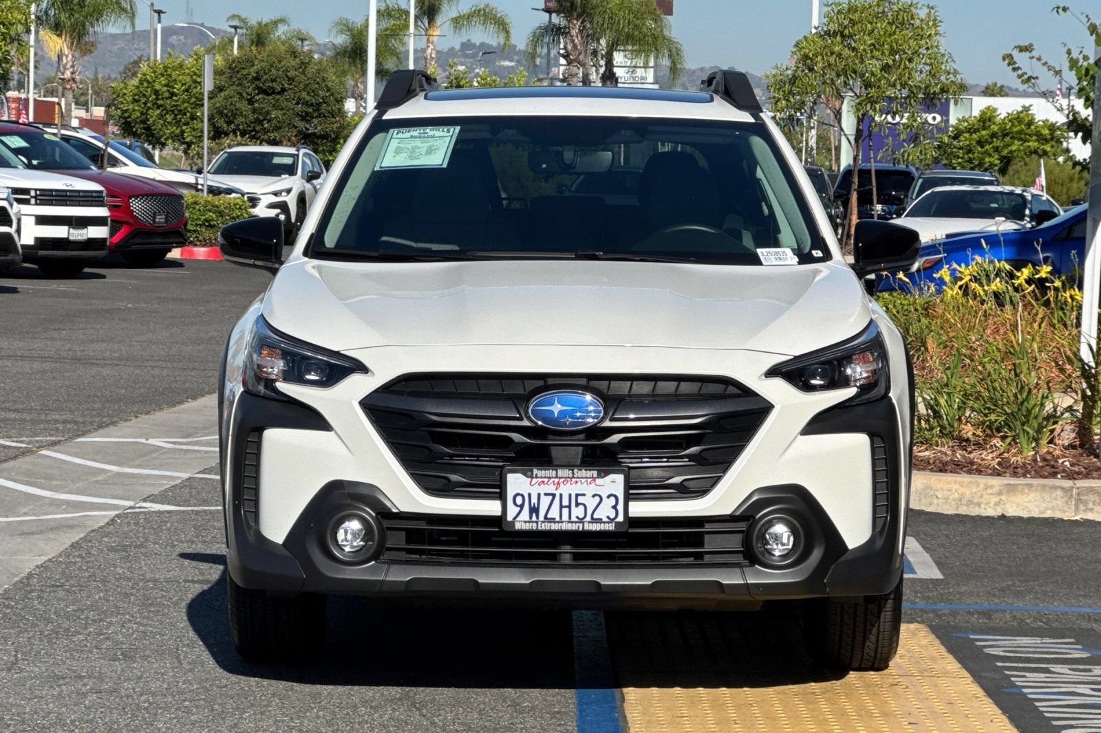 Certified 2025 Subaru Outback Premium AWD/4WD image 11
