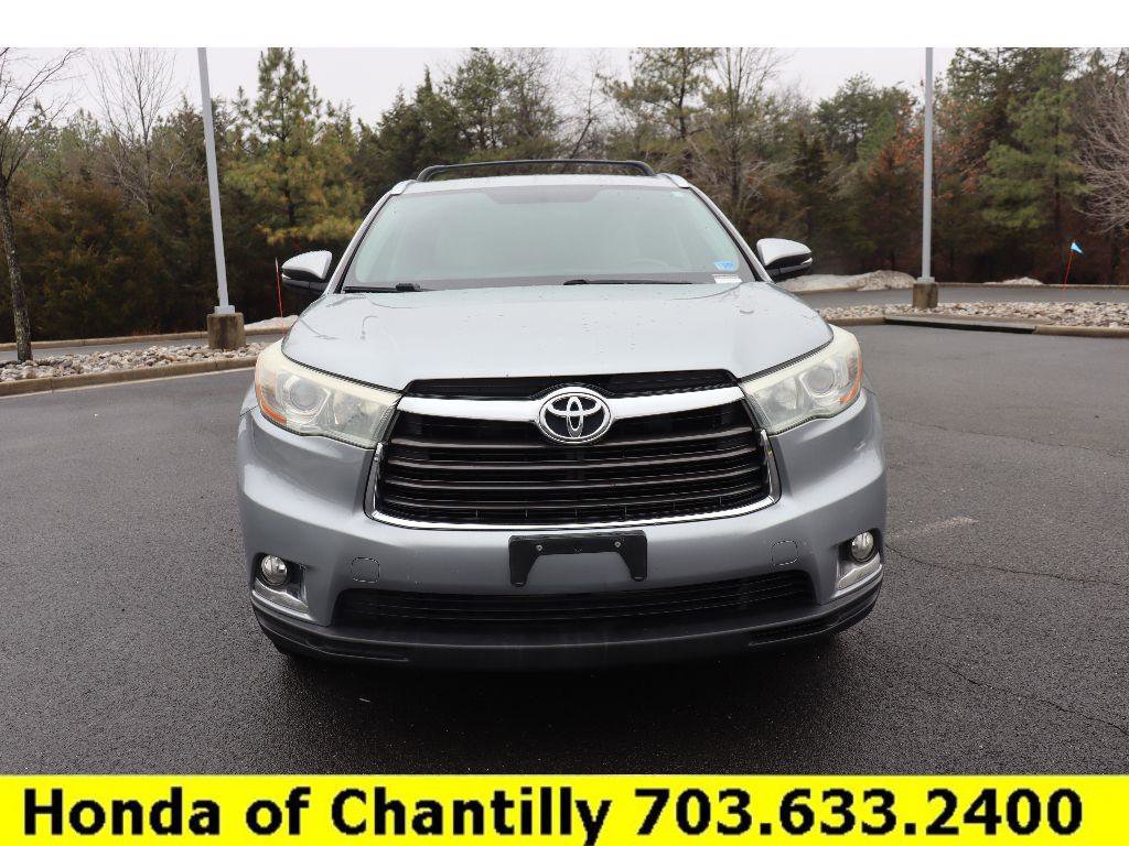 Used 2016 Toyota Highlander Limited image 2