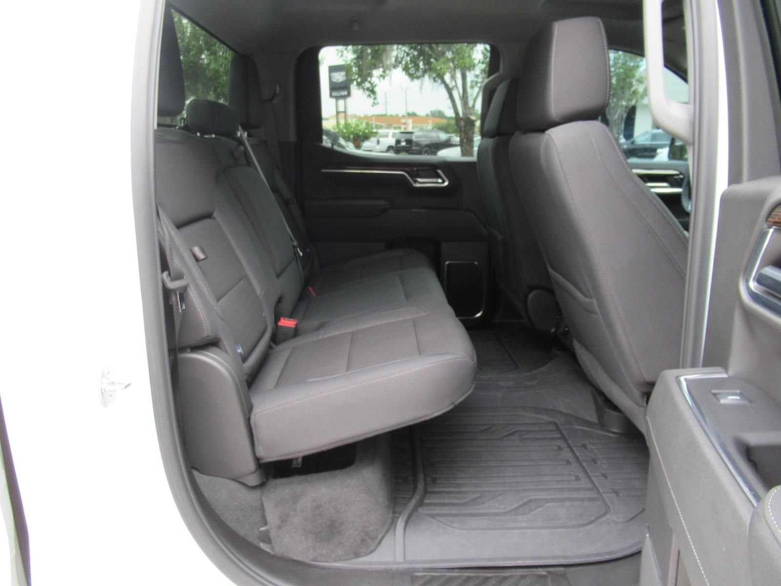 Used 2024 GMC Sierra 1500 Elevation w/ LPO, Elevation Black Package AWD/4WD image 31