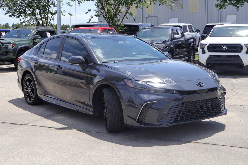 Used 2025 Toyota Camry XSE FWD image 25