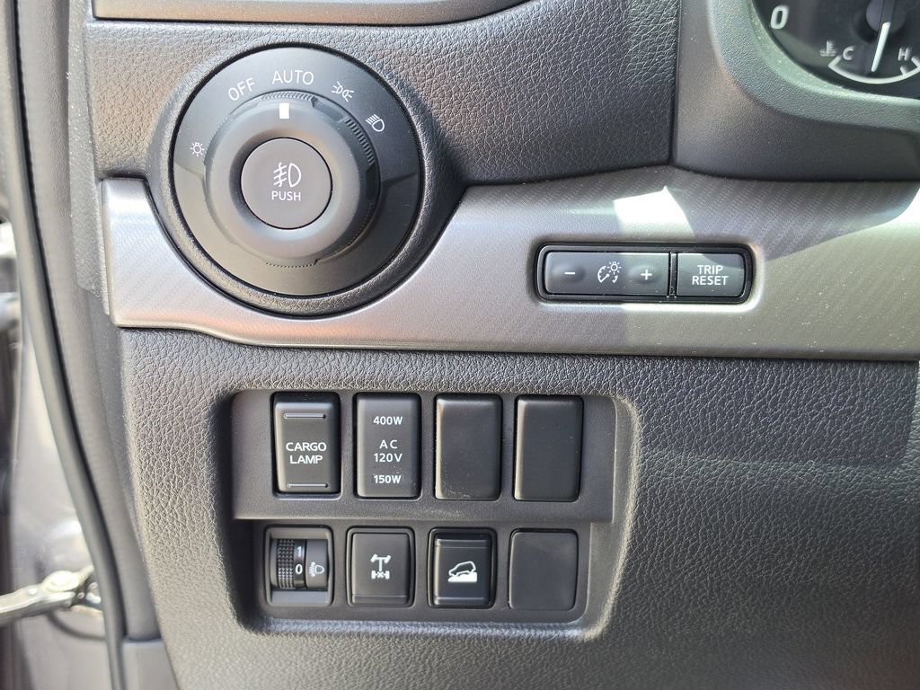 Used 2024 Nissan Titan PRO-4X w/ Off Road Protection Package AWD/4WD image 27