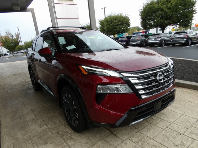 New 2026 Nissan Rogue Platinum image 3