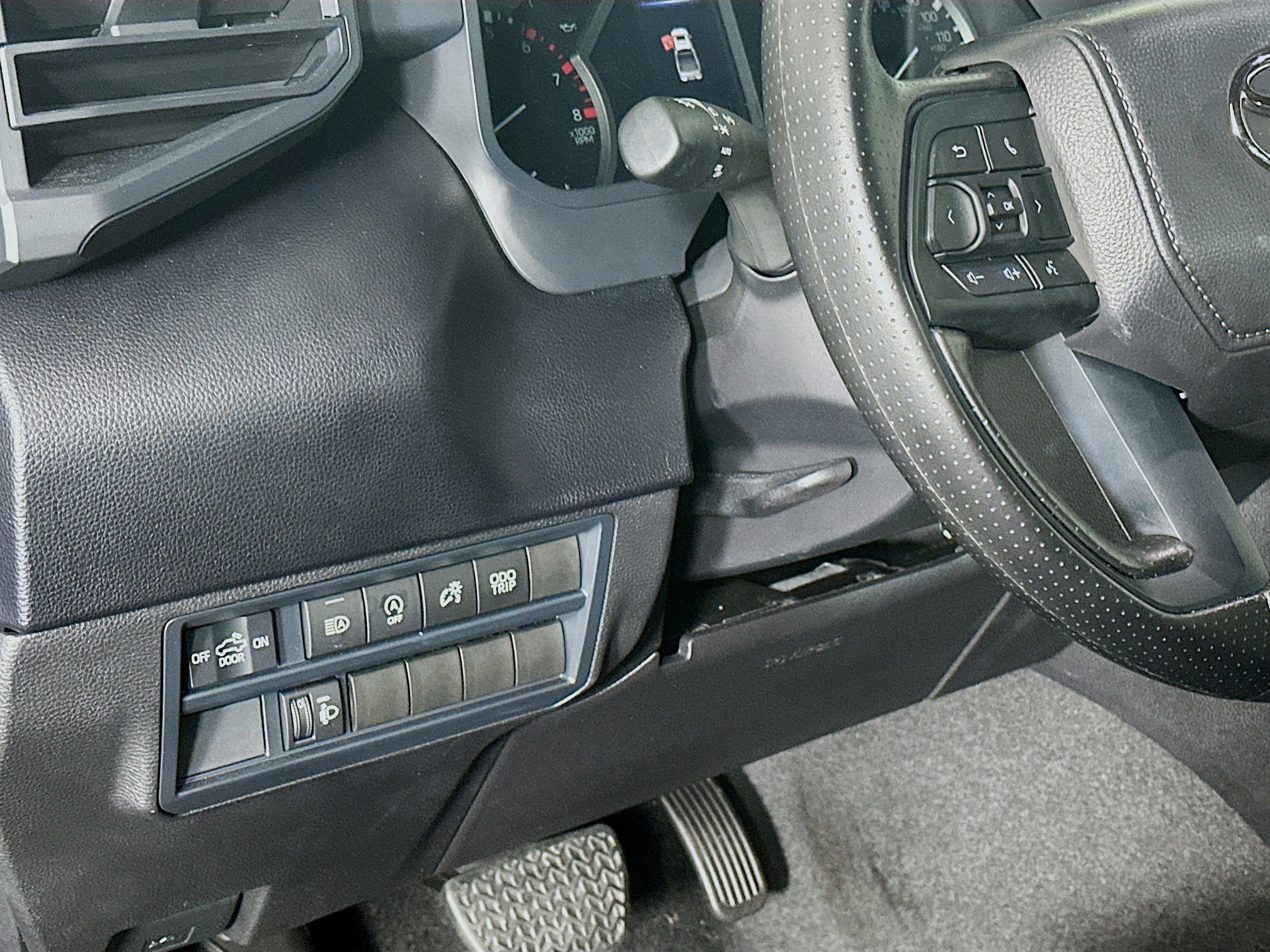 Used 2025 Toyota Tundra SR image 16