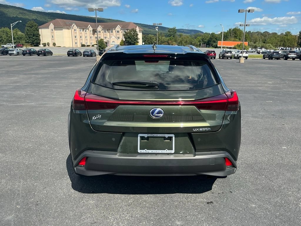 Used 2021 Lexus UX 250h w/ Premium Package AWD/4WD image 8