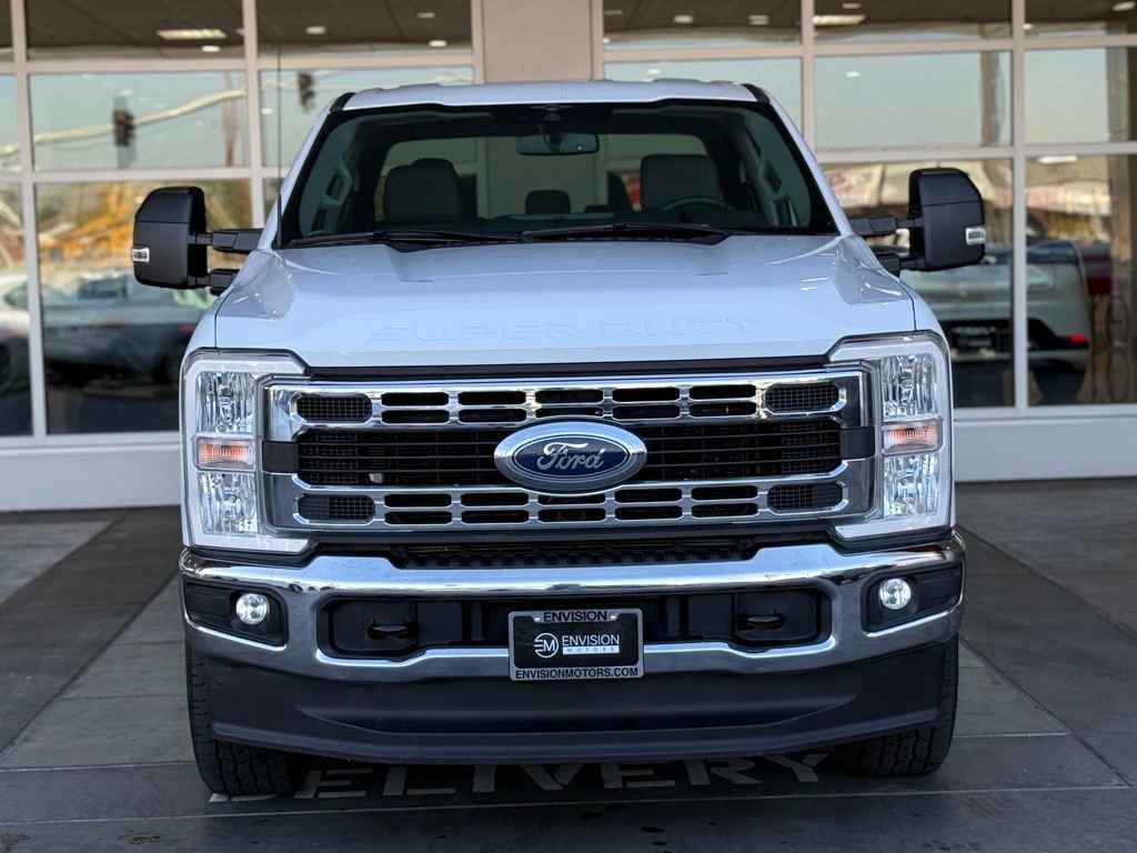 Used 2023 Ford F350 XLT image 4