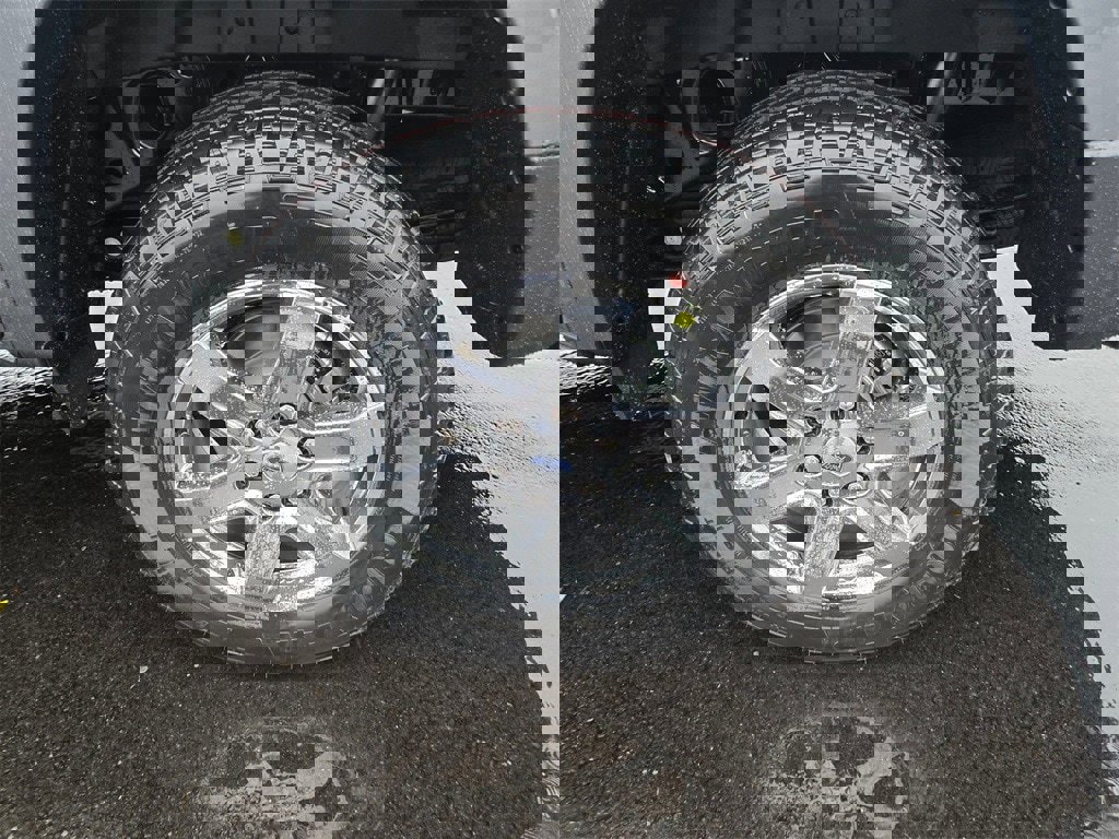 New 2025 Ford Ranger XLT w/ Equipment Group 301A High image 9