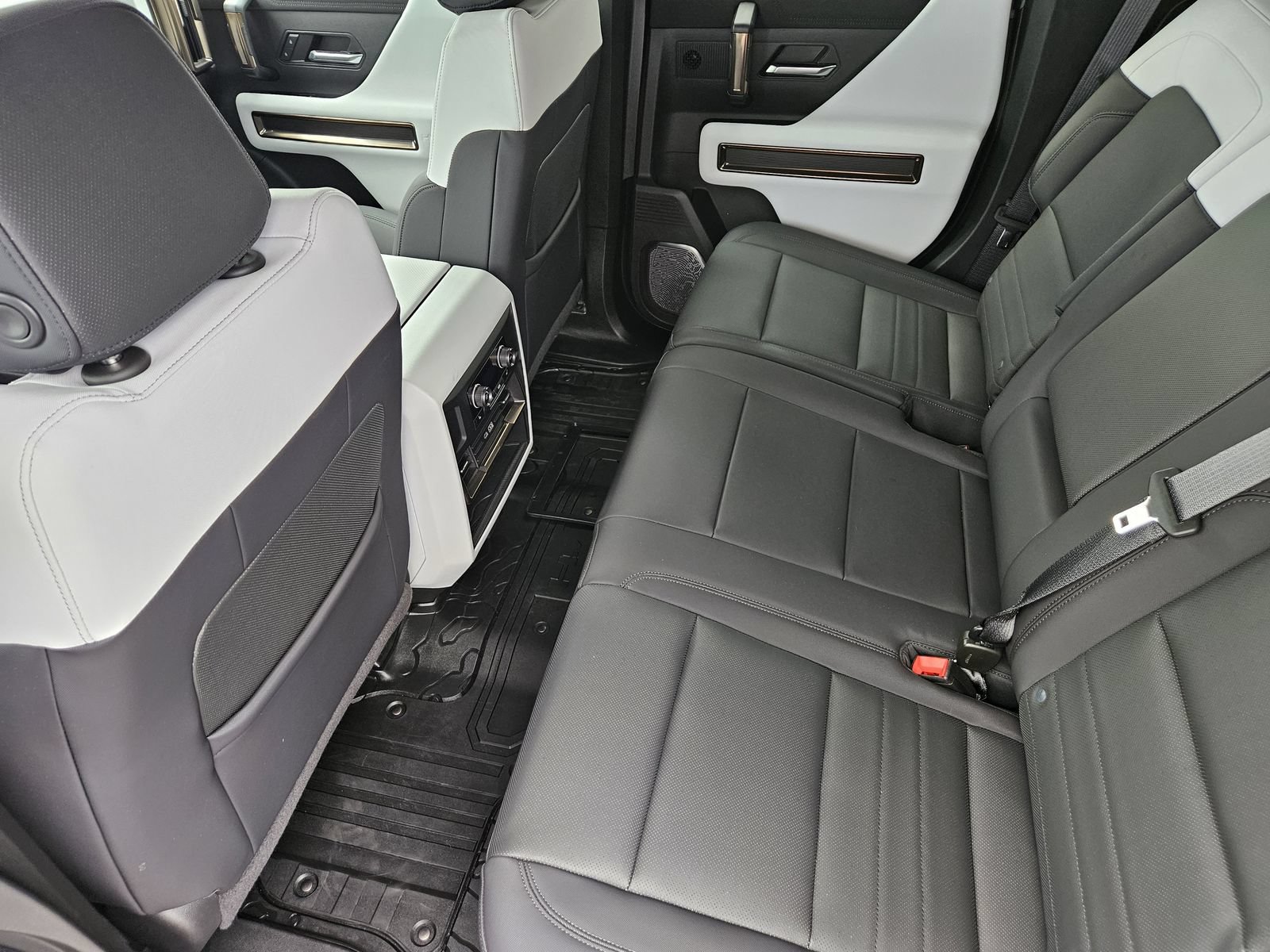 Used 2025 GMC Hummer EV 3X AWD/4WD image 35