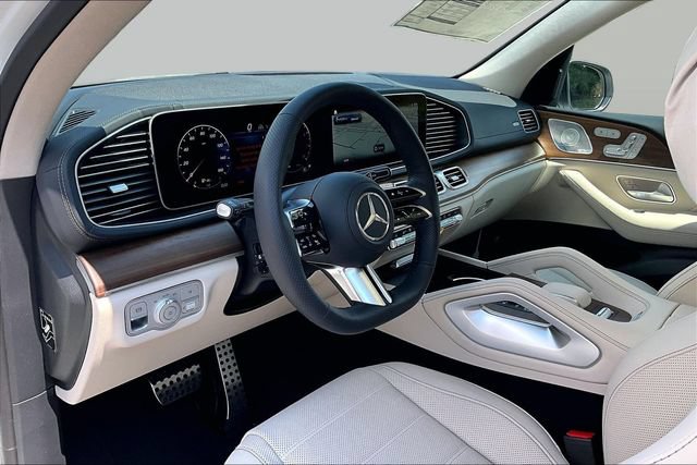New 2026 Mercedes-Benz GLS 450 4MATIC image 7