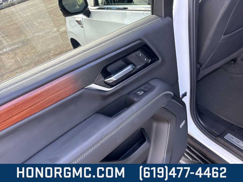 Used 2025 GMC Yukon Denali image 20
