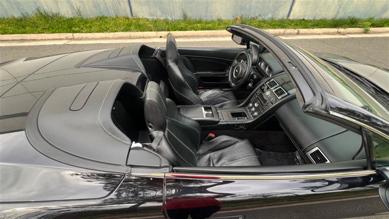 Used 2008 Aston Martin V8 Vantage Roadster RWD image 67