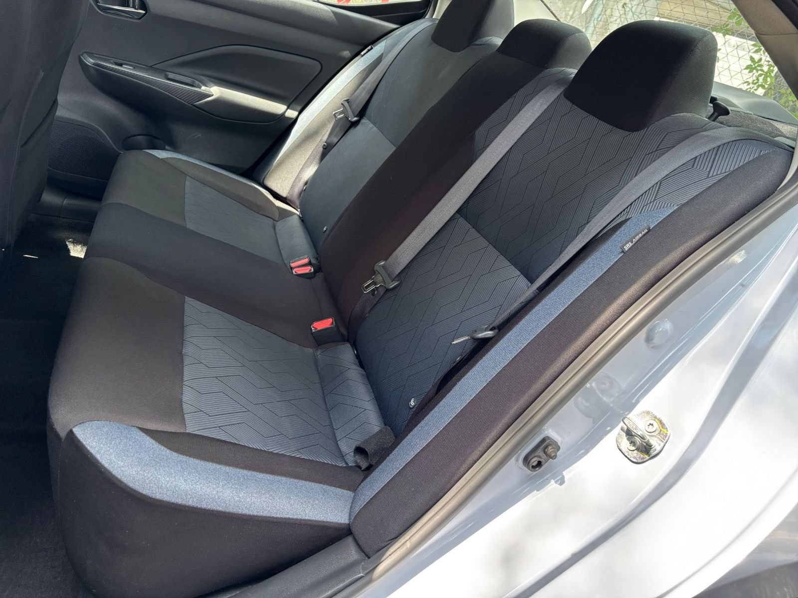Used 2025 Nissan Versa SV FWD image 36