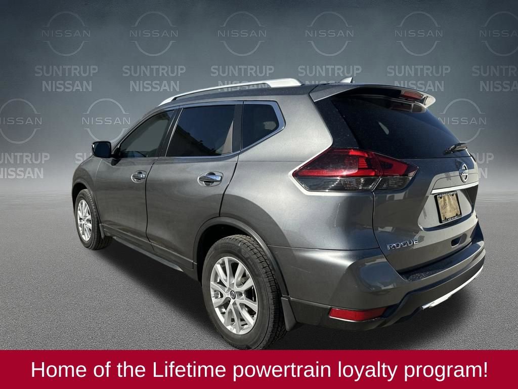 Used 2018 Nissan Rogue SV video 3