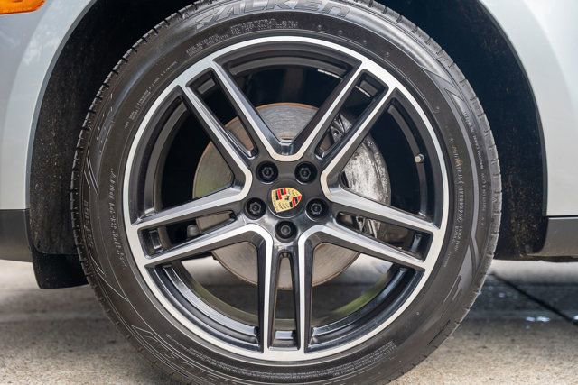 Used 2020 Porsche Macan AWD/4WD image 55