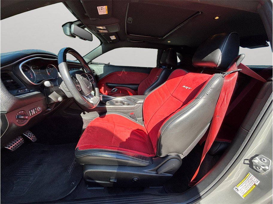 Used 2018 Dodge Challenger SRT w/ Technology Group RWD image 2