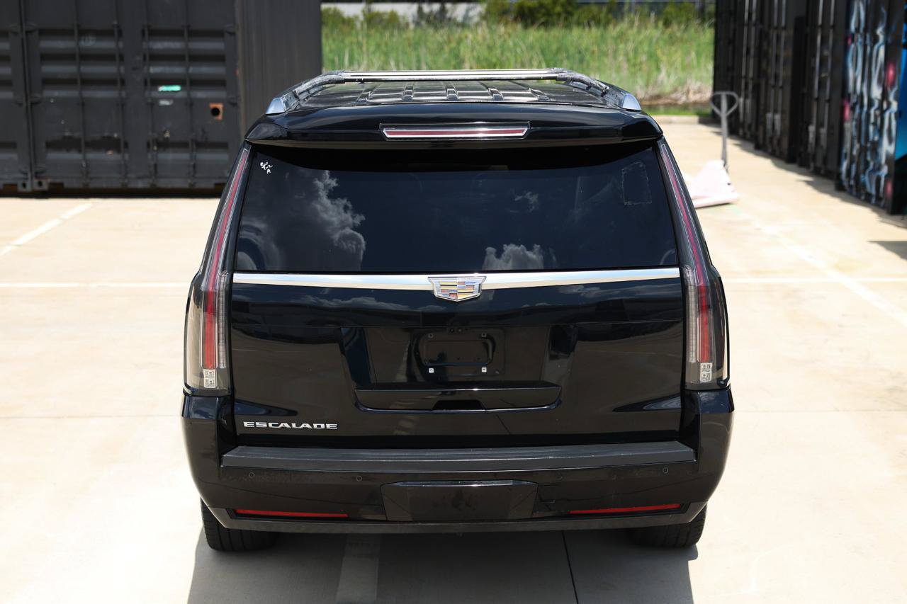 Used 2017 Cadillac Escalade ESV Platinum RWD image 9