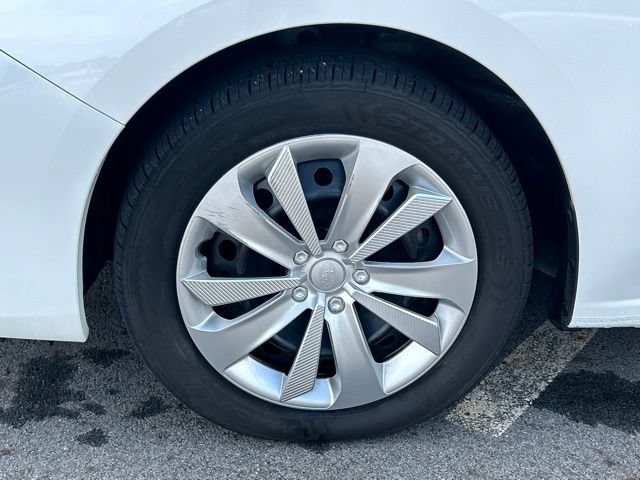 Used 2019 Subaru Impreza 2.0i w/ Eyesight AWD/4WD image 14