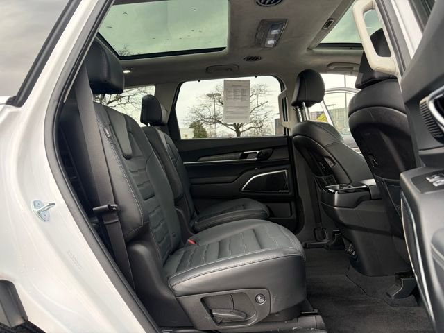 Used 2023 Kia Telluride SX Prestige image 11
