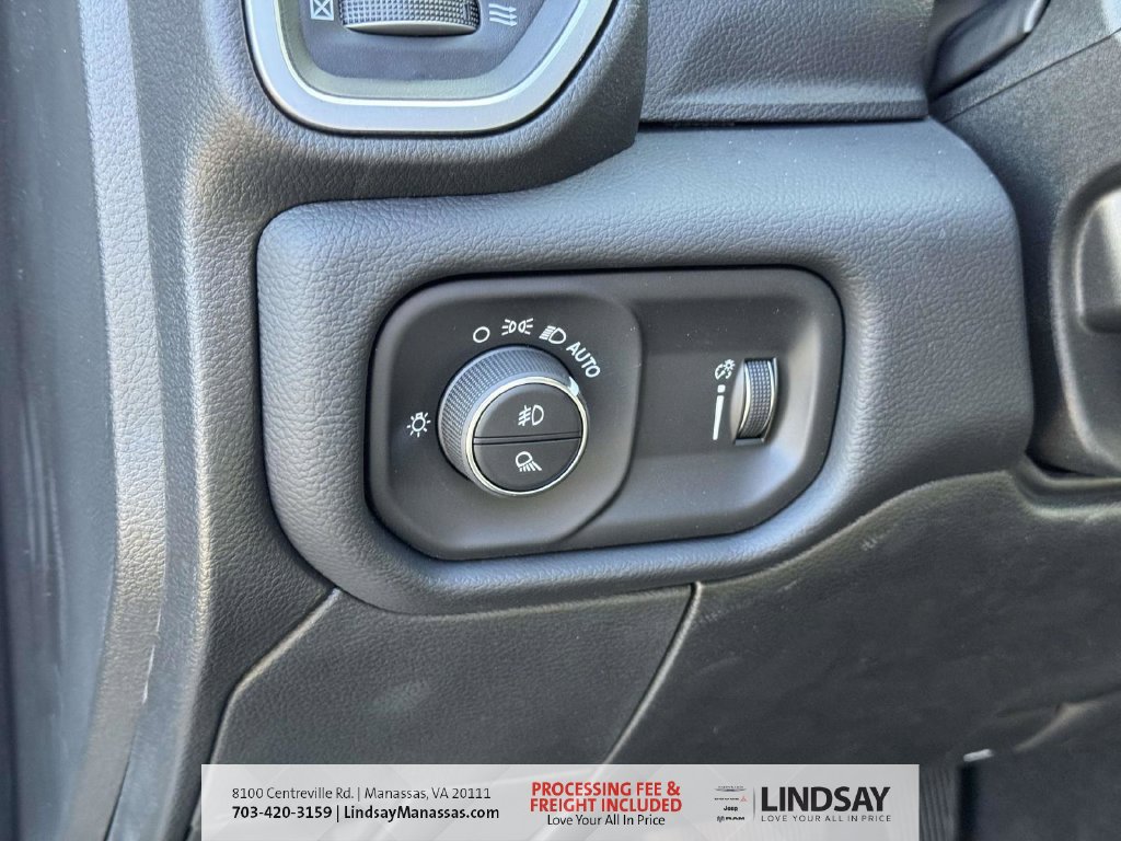 New 2026 RAM 3500 Big Horn AWD/4WD image 25