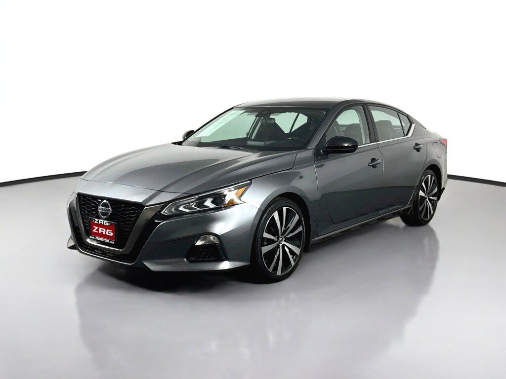 Used 2020 Nissan Altima 2.5 SR FWD image 1