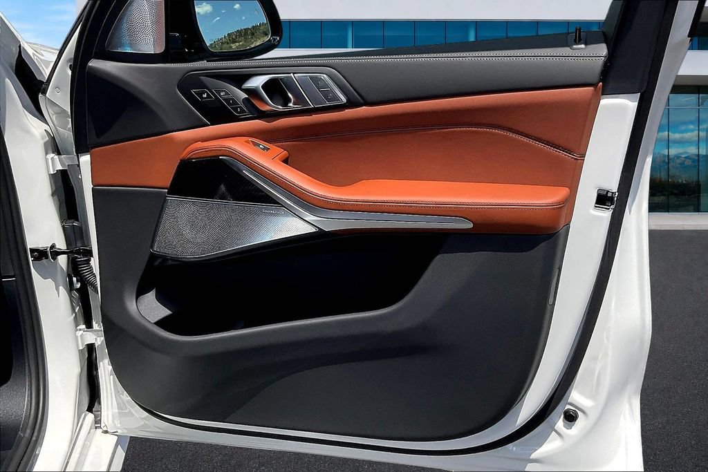 New 2027 BMW X7 M60i AWD/4WD image 28