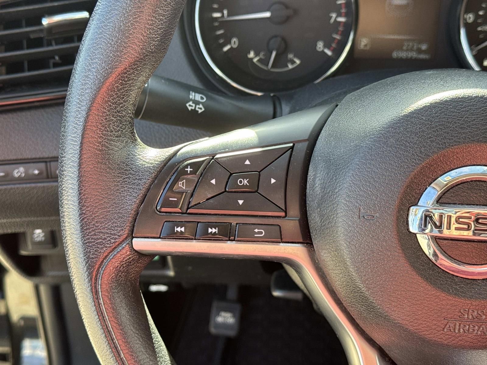 Used 2017 Nissan Rogue S w/ S Appearance Package image 22